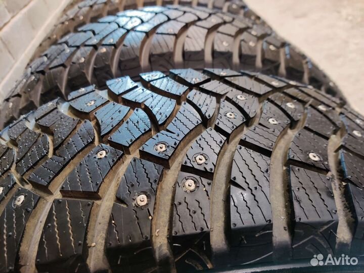 Dunlop Grandtrek Ice03 235/55 R20 102T