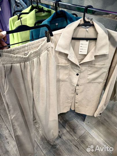 Спортивный костюм женский