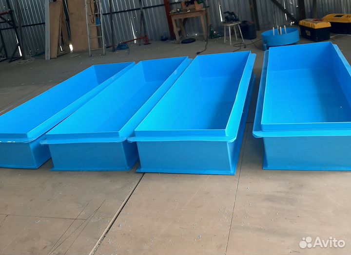 Емкость для рыбы и раков