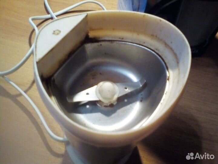 Кофемолка электрическая бу