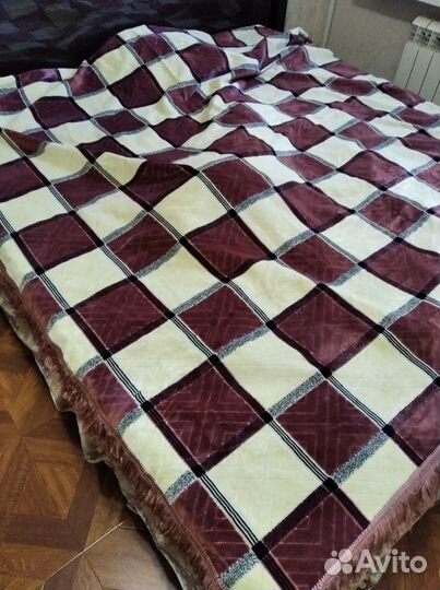 Покрывало на диван новое