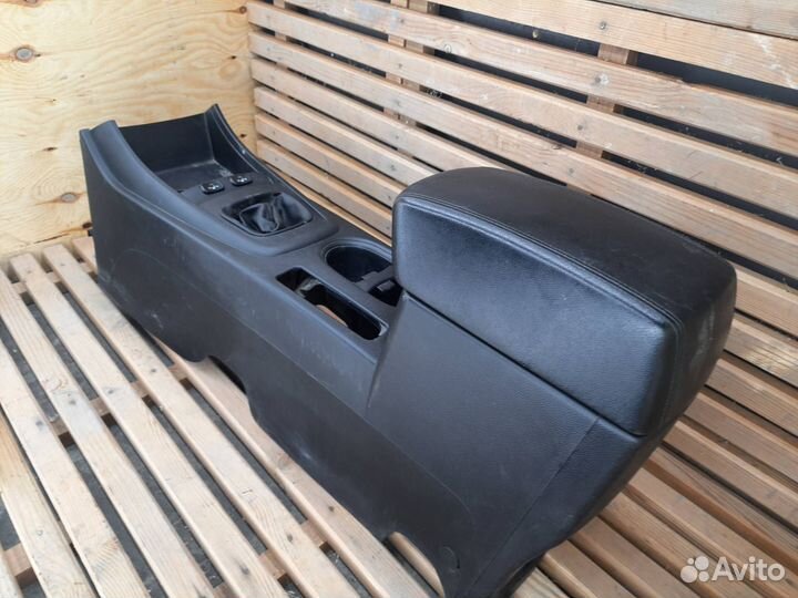 Консоль салона (центральная часть) SsangYong 2