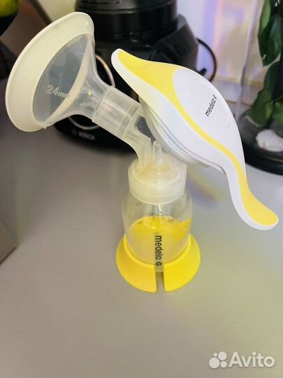 Молокоотсос ручной Medela