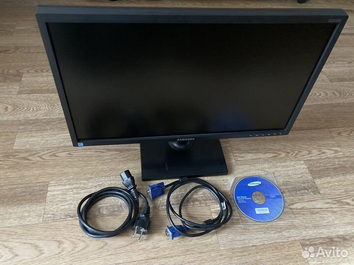 Монитор Samsung 21.5