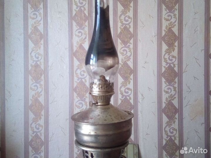 Керосиновая лампа