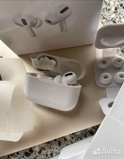 Airpods Pro 2 Platinum 2024