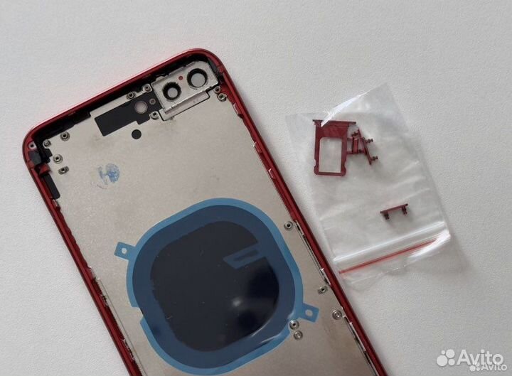 Корпус iPhone 8 Plus красный