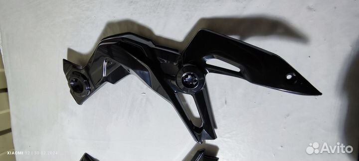 Накладка на раму Kawasaki Z900 22-24