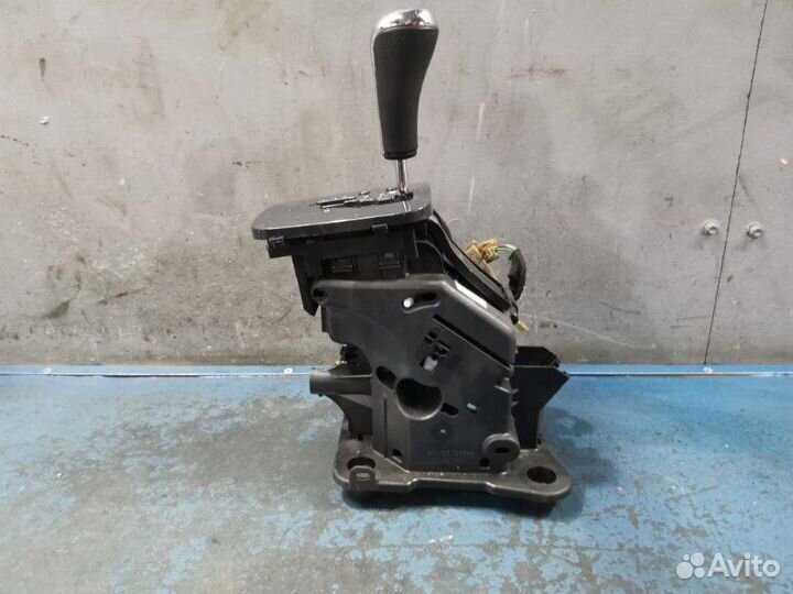 Селектор кпп Peugeot 3008