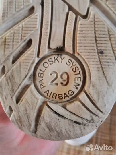 Кроссовки для девочки