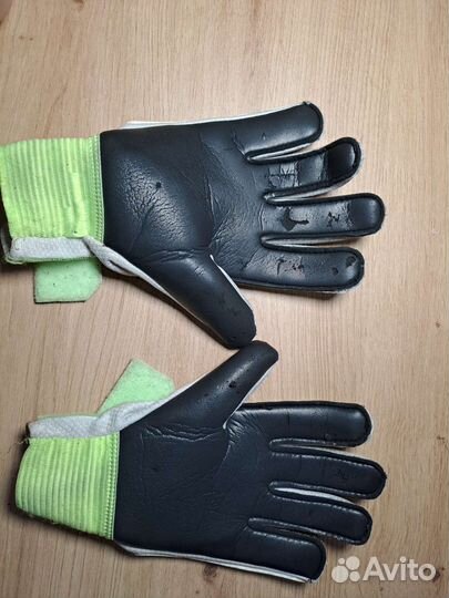 Вратарские перчатки nike