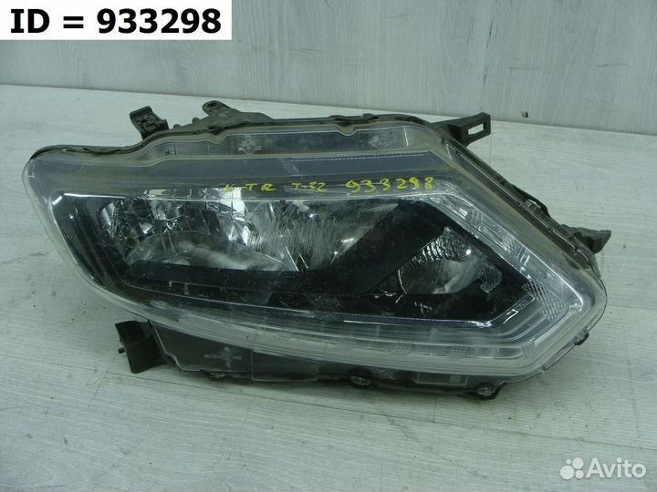 Фара правая Nissan X-Trail