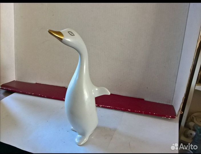 Фарфоровые статуэтки