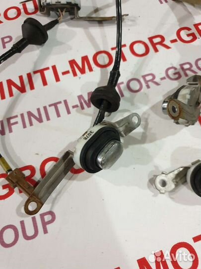 Infiniti Ex Qx50 Fx37 Qx70 S51 Кнопка багажника