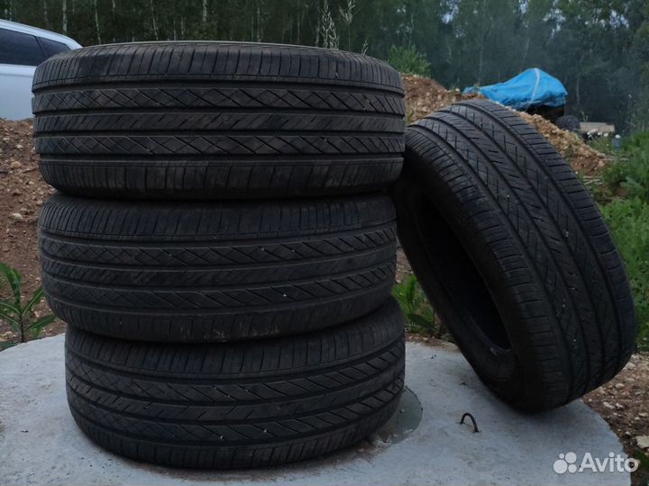 Tracmax X-Privilo H/T 285/60 R18 и 285/60 R18