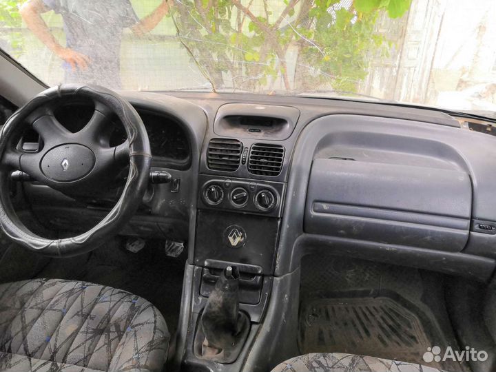 Разбор renault laguna 3