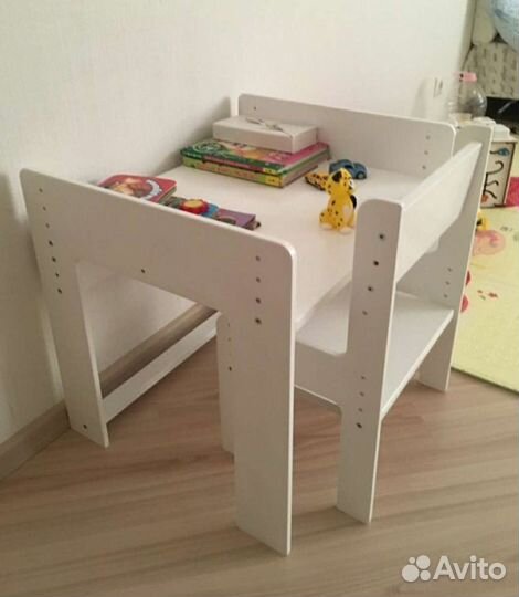 Детский столик и стул