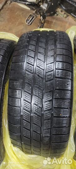 Pirelli Winter 240 Snowsport 215/45 R17