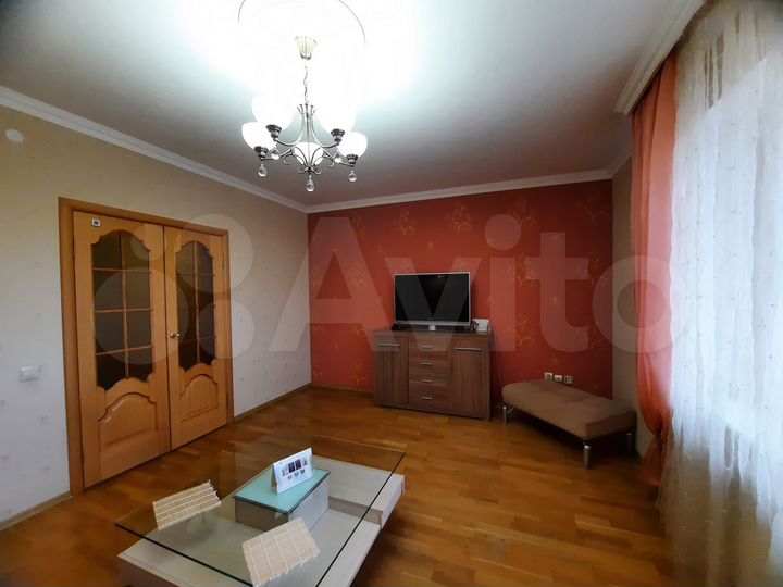 2-к. квартира, 70 м², 4/7 эт.
