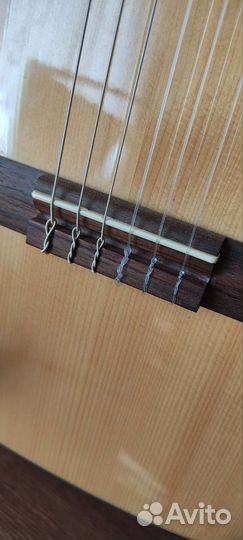 Классическая гитара Cremona