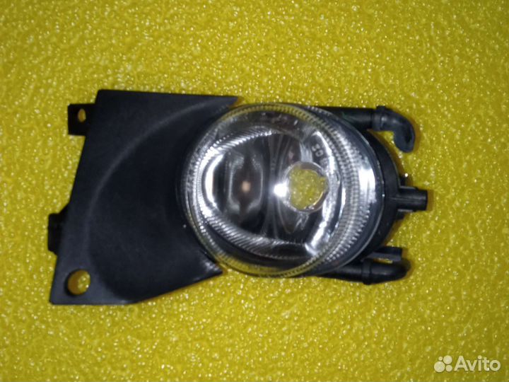 Фара противотуманная правая BMW E39
