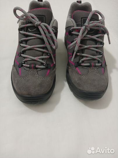 Ботинки на девочку 35