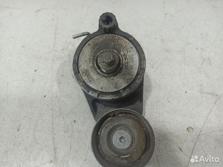 Натяжитель ремня Мерседес