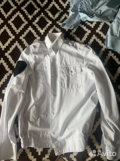 Женская форма полиции