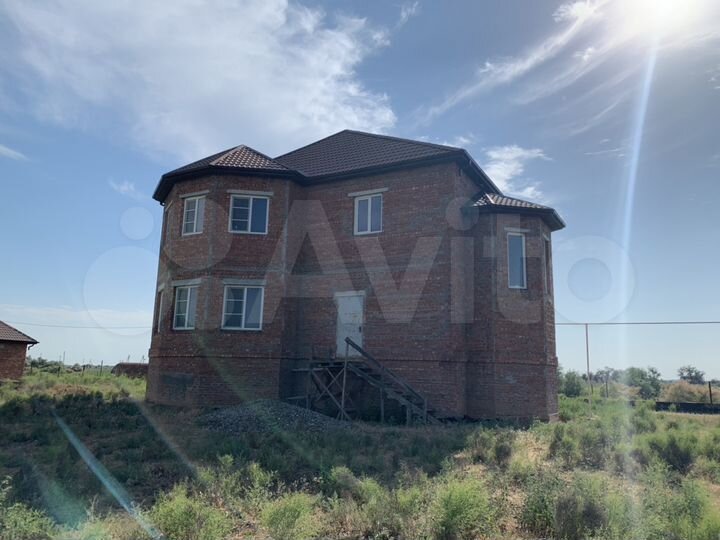 Дом 420 м² на участке 20 сот.