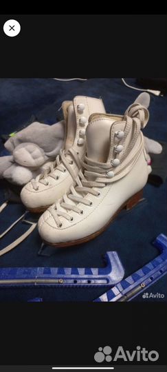 Фигурные коньки wifa 28