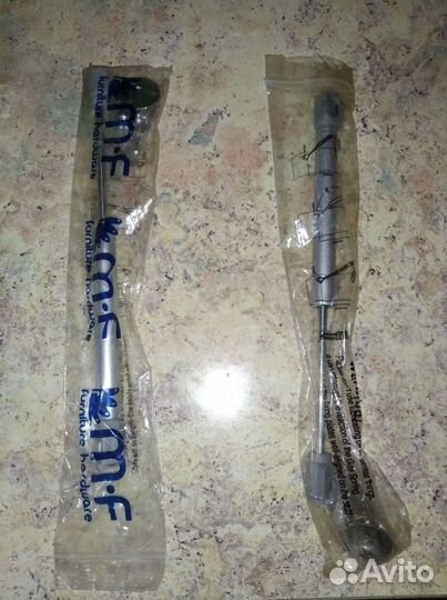 Мебельный подъемник газовый