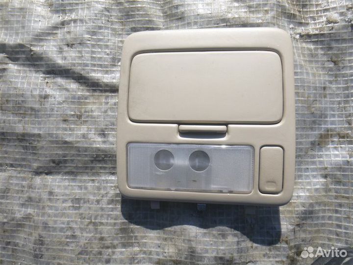 Плафон Toyota Harrier ACU10 2000