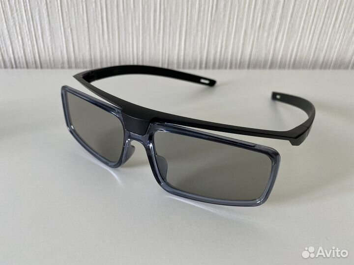 3D очки Sony TDG-500P поляризационные пассивные
