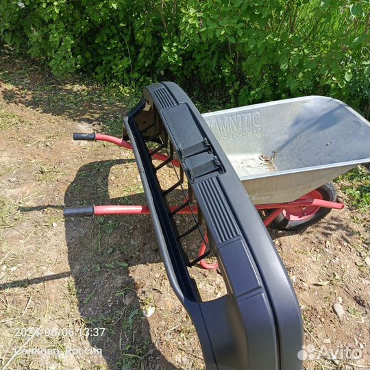 Бампер передний на volkswagen passat b3