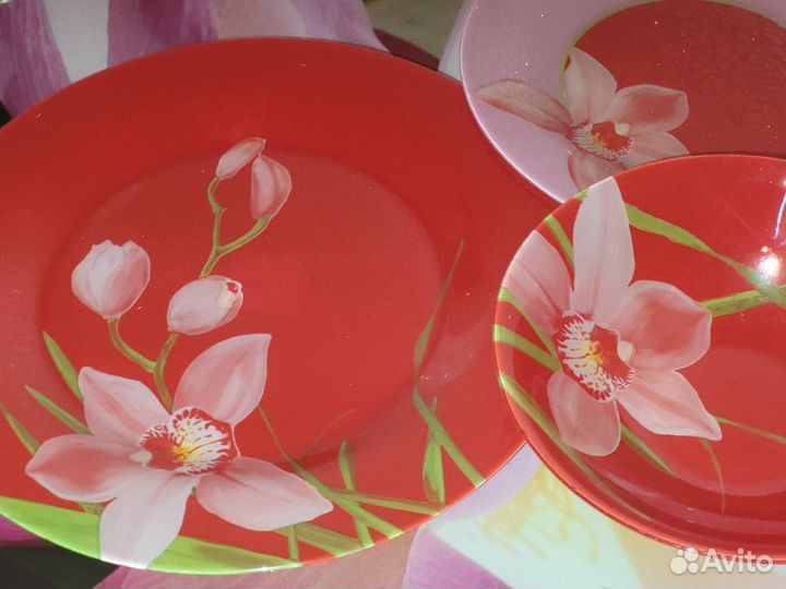 Люминарк Франция белые тарелки квадратная и кругл