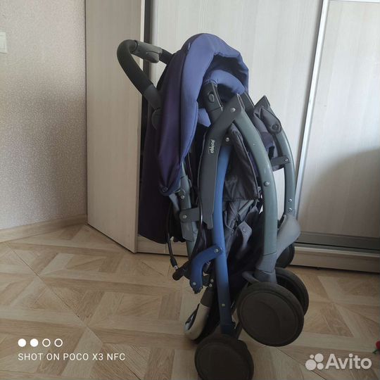 Прогулочная коляска chicco