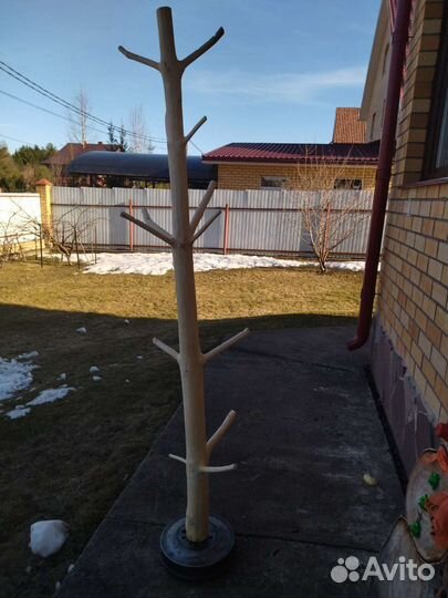 Вешалка из сосны