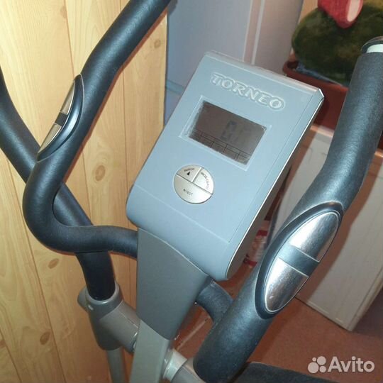 Эллиптический тренажер