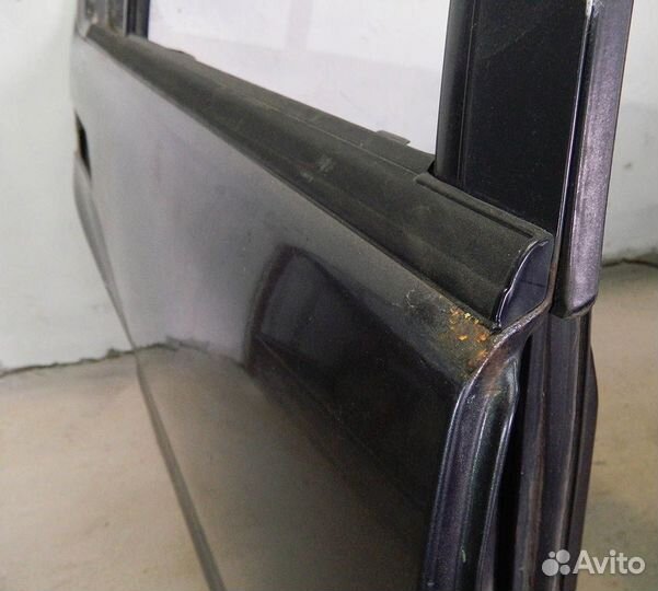 Дверь задняя правая Nissan Maxima J30 (дефект)