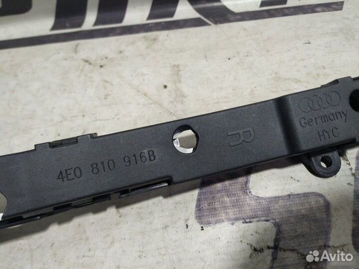 Кронштейн крепления бампера задний левый Audi A8