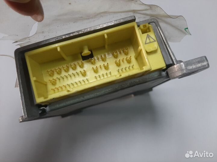 Блок управления airbag Toyota Corolla 120 (2000-07