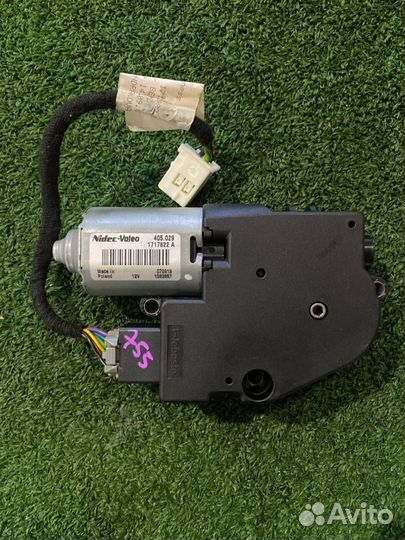 Моторчик сдвижного люка Mercedes-Benz C-Class W204