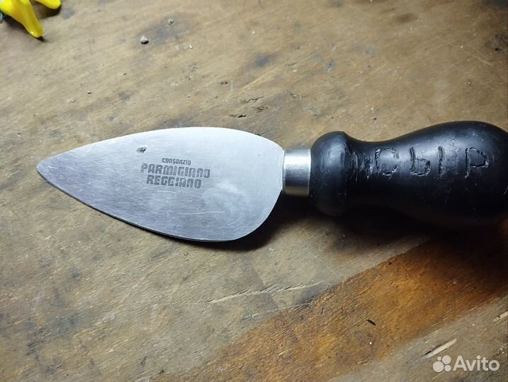 Нож для сыра