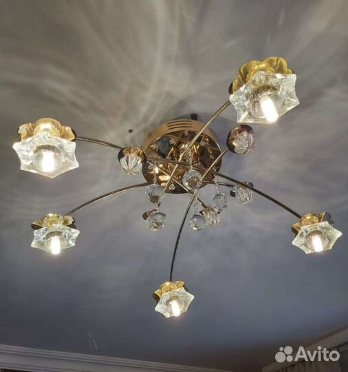 Люстра потолочная