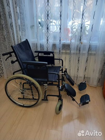 Коляска инвалидная новая