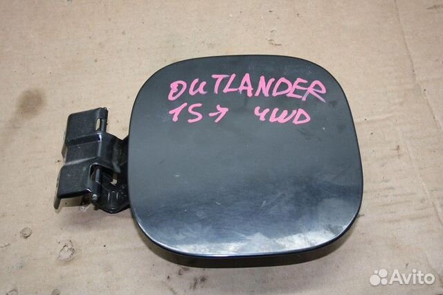 Лючок бензобака mitsubishi outlander 2015