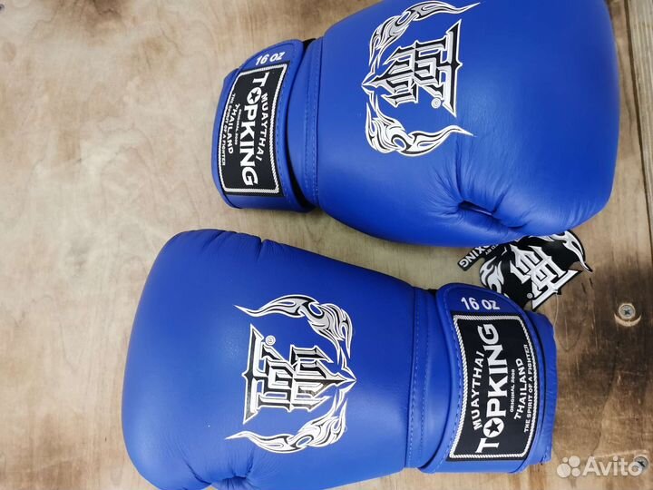 Боксерские перчатки 16 oz кожа