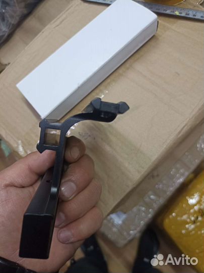 Боковой кронштейн облегченый Оптом