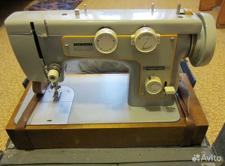 Машина швейная подольск 142 с электроприводом