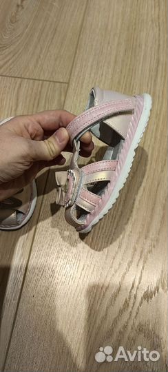 Сандалии для девочки 22 размер